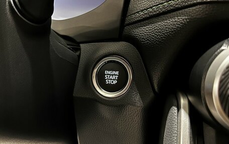 Toyota RAV4, 2024 год, 3 867 000 рублей, 24 фотография