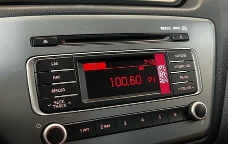 KIA Rio III рестайлинг, 2016 год, 1 100 000 рублей, 17 фотография