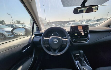 Toyota Corolla, 2022 год, 2 299 000 рублей, 5 фотография