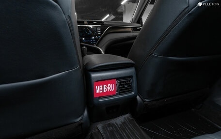 Toyota Camry, 2018 год, 2 870 000 рублей, 14 фотография