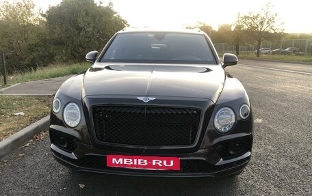 Bentley Bentayga I, 2016 год, 10 896 000 рублей, 3 фотография