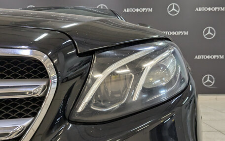 Mercedes-Benz E-Класс, 2019 год, 3 300 000 рублей, 11 фотография