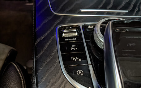Mercedes-Benz E-Класс, 2019 год, 3 300 000 рублей, 27 фотография