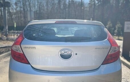 Hyundai Solaris II рестайлинг, 2012 год, 3 фотография