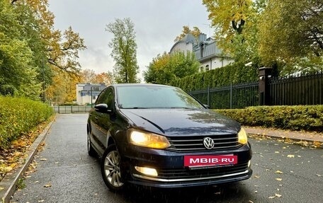 Volkswagen Polo VI (EU Market), 2017 год, 1 240 000 рублей, 2 фотография
