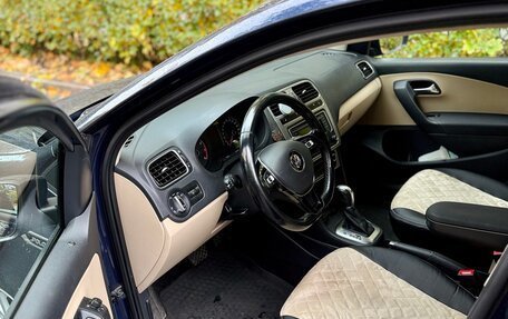 Volkswagen Polo VI (EU Market), 2017 год, 1 240 000 рублей, 7 фотография