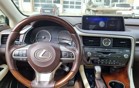 Lexus RX IV рестайлинг, 2015 год, 3 900 000 рублей, 2 фотография