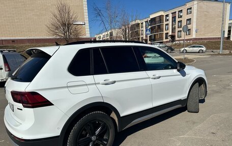 Volkswagen Tiguan II, 2020 год, 2 600 000 рублей, 3 фотография