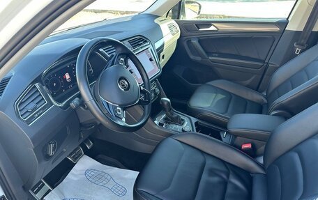 Volkswagen Tiguan II, 2020 год, 2 600 000 рублей, 9 фотография