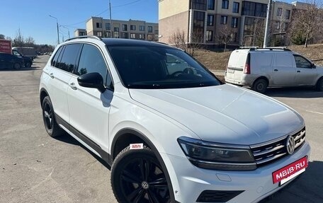 Volkswagen Tiguan II, 2020 год, 2 600 000 рублей, 4 фотография