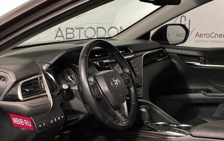 Toyota Camry, 2019 год, 2 844 900 рублей, 8 фотография