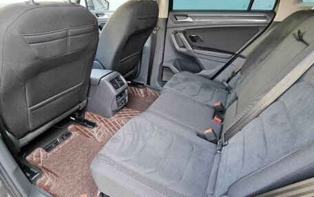 Volkswagen Tiguan II, 2021 год, 3 500 000 рублей, 10 фотография