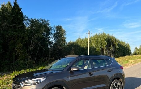 Hyundai Tucson III, 2018 год, 2 400 000 рублей, 3 фотография