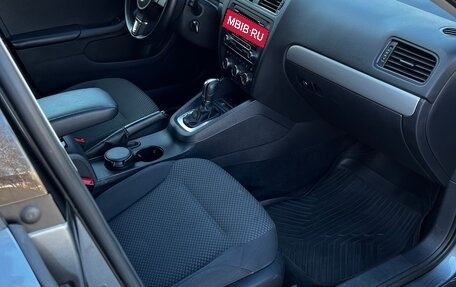Volkswagen Jetta VI, 2012 год, 1 149 000 рублей, 17 фотография