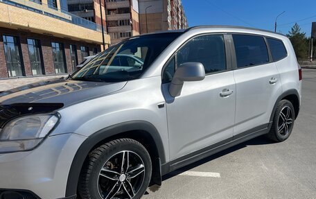 Chevrolet Orlando I, 2011 год, 900 000 рублей, 5 фотография