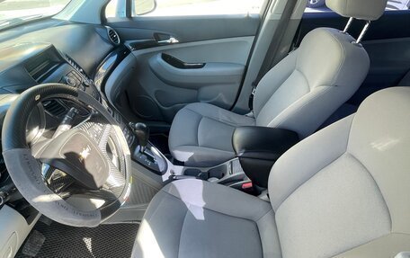 Chevrolet Orlando I, 2011 год, 900 000 рублей, 19 фотография