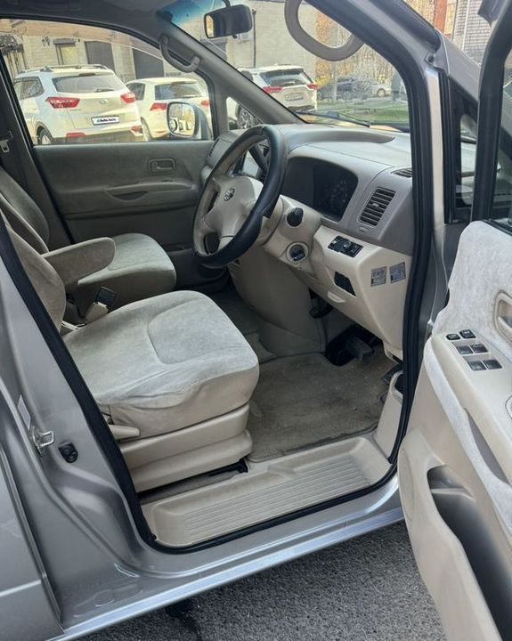 Nissan Serena, 2003 год, 720 000 рублей, 19 фотография