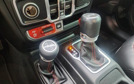 Jeep Wrangler, 2022 год, 3 800 400 рублей, 14 фотография
