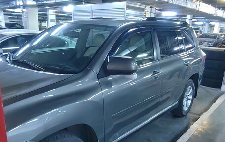 Toyota Highlander III, 2011 год, 1 550 000 рублей, 3 фотография