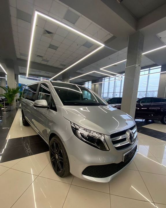 Mercedes-Benz V-Класс, 2021 год, 9 100 000 рублей, 4 фотография