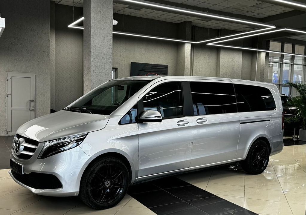 Mercedes-Benz V-Класс, 2021 год, 9 100 000 рублей, 2 фотография