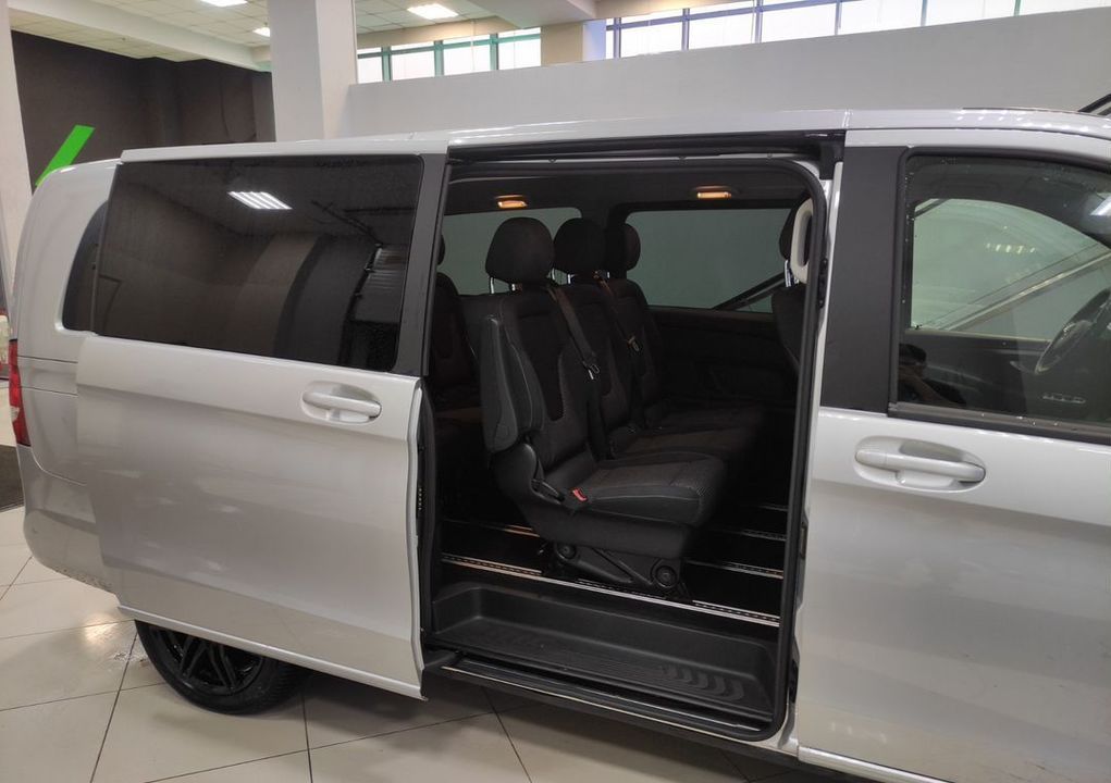 Mercedes-Benz V-Класс, 2021 год, 9 100 000 рублей, 15 фотография