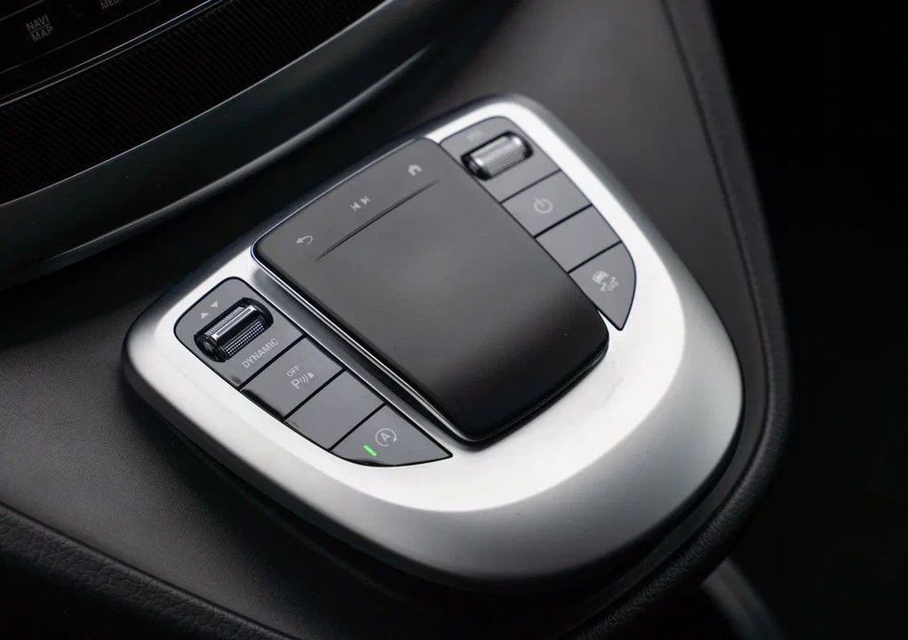Mercedes-Benz V-Класс, 2021 год, 9 100 000 рублей, 23 фотография