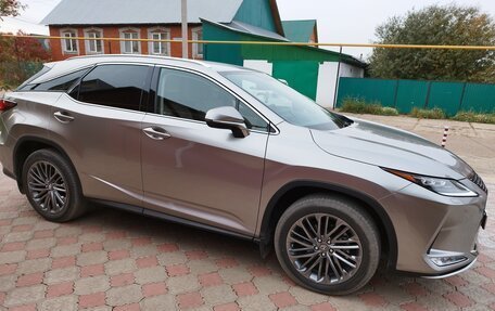 Lexus RX IV рестайлинг, 2020 год, 5 999 000 рублей, 7 фотография