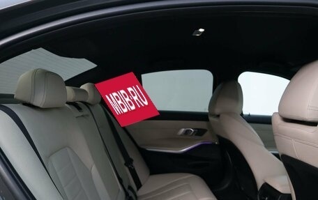 BMW 3 серия, 2019 год, 4 500 000 рублей, 12 фотография