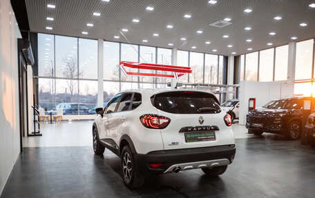 Renault Kaptur I рестайлинг, 2017 год, 1 300 000 рублей, 8 фотография