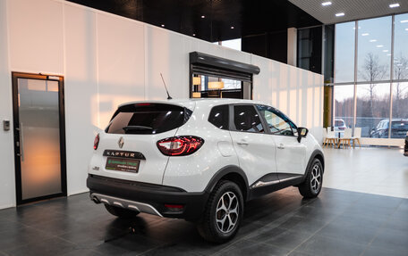 Renault Kaptur I рестайлинг, 2017 год, 1 300 000 рублей, 6 фотография