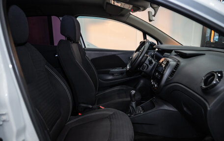 Renault Kaptur I рестайлинг, 2017 год, 1 300 000 рублей, 16 фотография