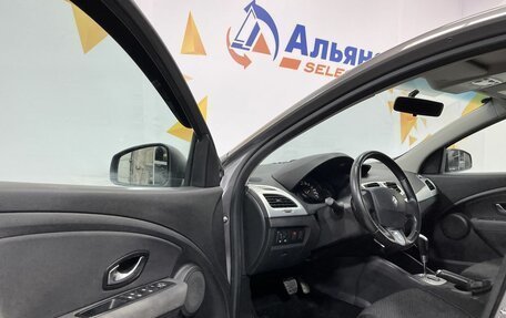 Renault Megane III, 2011 год, 715 000 рублей, 20 фотография