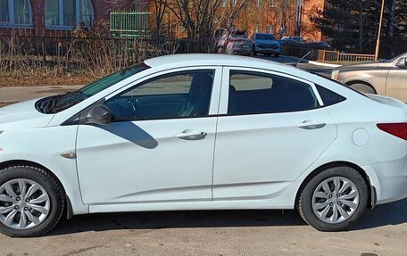 Hyundai Solaris II рестайлинг, 2015 год, 760 000 рублей, 13 фотография