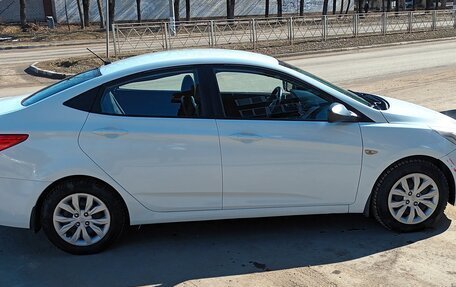 Hyundai Solaris II рестайлинг, 2015 год, 760 000 рублей, 10 фотография