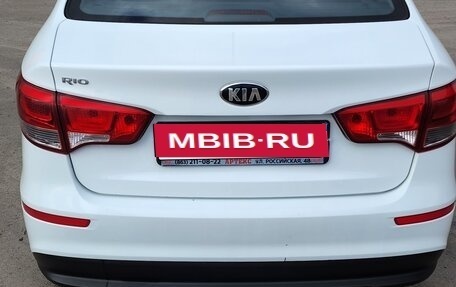 KIA Rio III рестайлинг, 2016 год, 900 000 рублей, 2 фотография