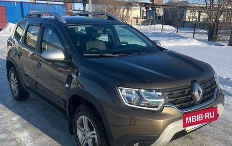 Renault Duster, 2021 год, 2 200 000 рублей, 2 фотография