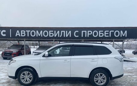 Mitsubishi Outlander III рестайлинг 3, 2013 год, 1 253 001 рублей, 10 фотография