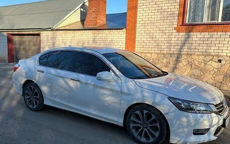 Honda Accord IX рестайлинг, 2013 год, 1 297 000 рублей, 4 фотография