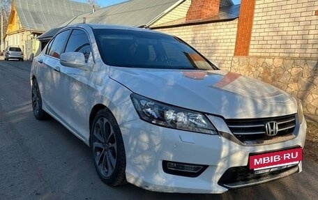 Honda Accord IX рестайлинг, 2013 год, 1 297 000 рублей, 3 фотография