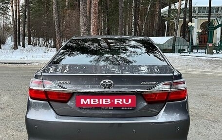 Toyota Camry, 2015 год, 2 100 000 рублей, 5 фотография