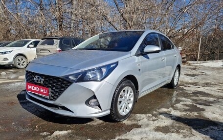 Hyundai Solaris II рестайлинг, 2021 год, 1 450 000 рублей, 1 фотография