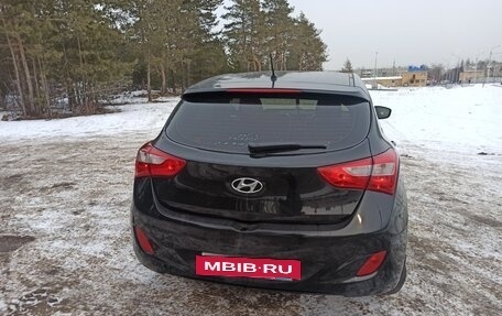 Hyundai i30 II рестайлинг, 2012 год, 800 000 рублей, 3 фотография