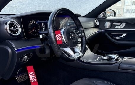 Mercedes-Benz E-Класс, 2019 год, 3 500 000 рублей, 18 фотография