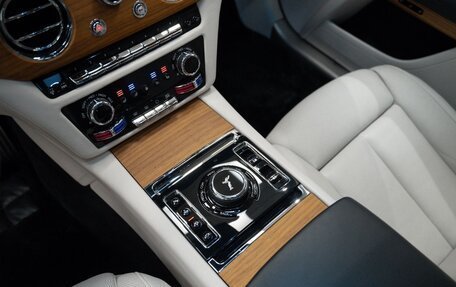 Rolls-Royce Ghost Series II рестайлинг, 2022 год, 33 820 000 рублей, 25 фотография