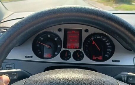 Volkswagen Passat B6, 2007 год, 650 000 рублей, 32 фотография
