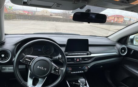 KIA Cerato IV, 2022 год, 2 370 000 рублей, 15 фотография