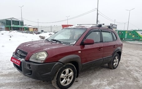 Hyundai Tucson III, 2005 год, 500 000 рублей, 1 фотография