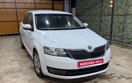 Skoda Rapid I, 2014 год, 900 000 рублей, 2 фотография