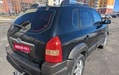 Hyundai Tucson III, 2005 год, 675 000 рублей, 17 фотография